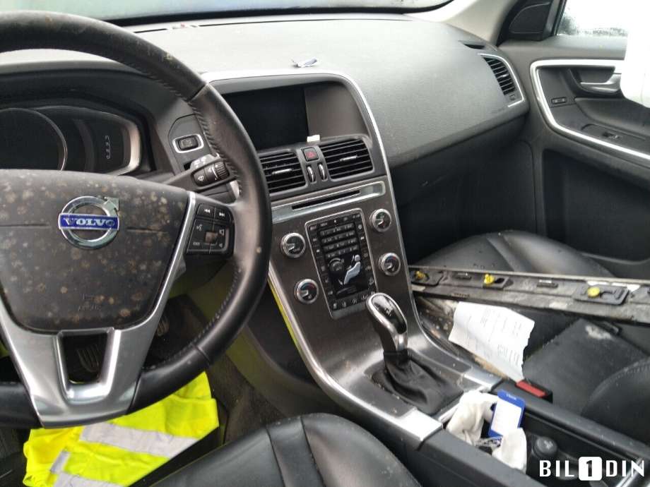 Volvo XC60 2014-2017 (Type I, Fase 2) , Motorkode: D5244T17, Girkassekode:
