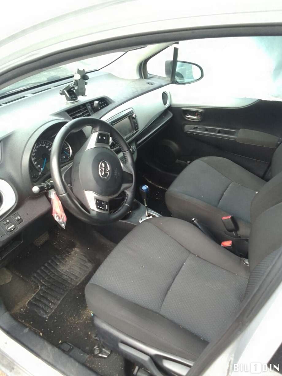 Toyota Yaris 2012-2014 (Type III, Fase 1) , Motorkode: 1NZ-FXE, Girkassekode: 