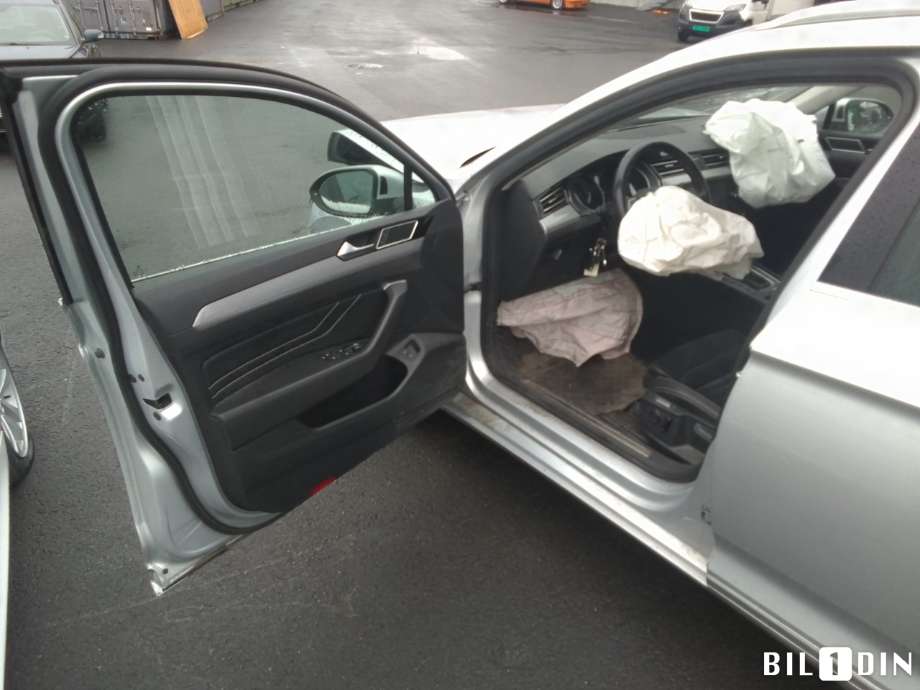 VW Passat 2015-2019 (Fase 1) (B8) (B8), Motorkode: DGEB, Girkassekode: 
