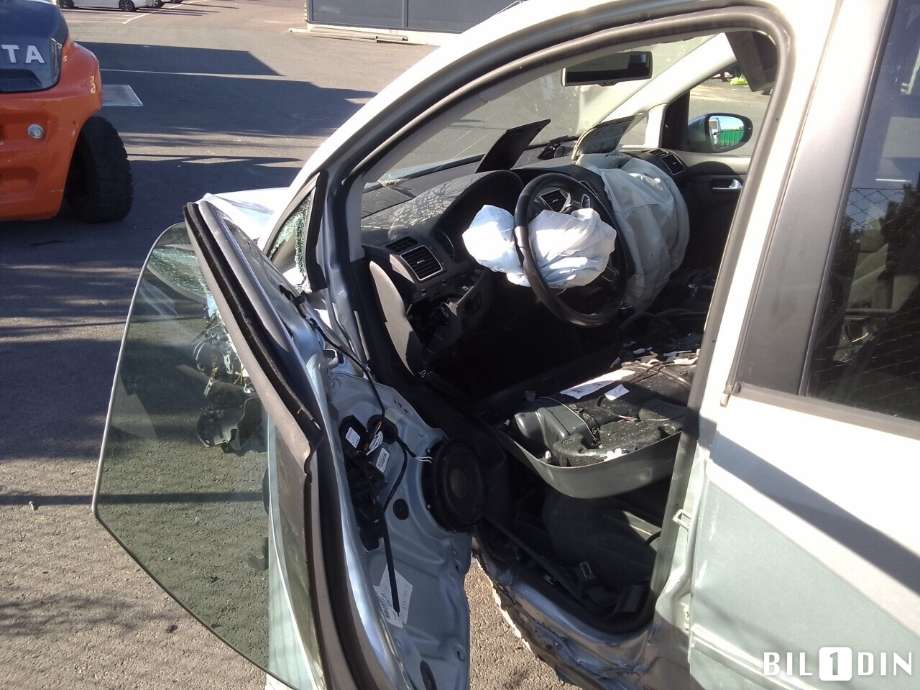 VW Touran 2010-2015 (Type I, Fase 3) , Motorkode: CAYC, Girkassekode: 