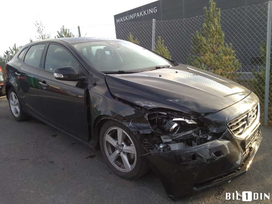 Volvo V40 2012-2019 , Motorkode: D4162T, Girkassekode: 