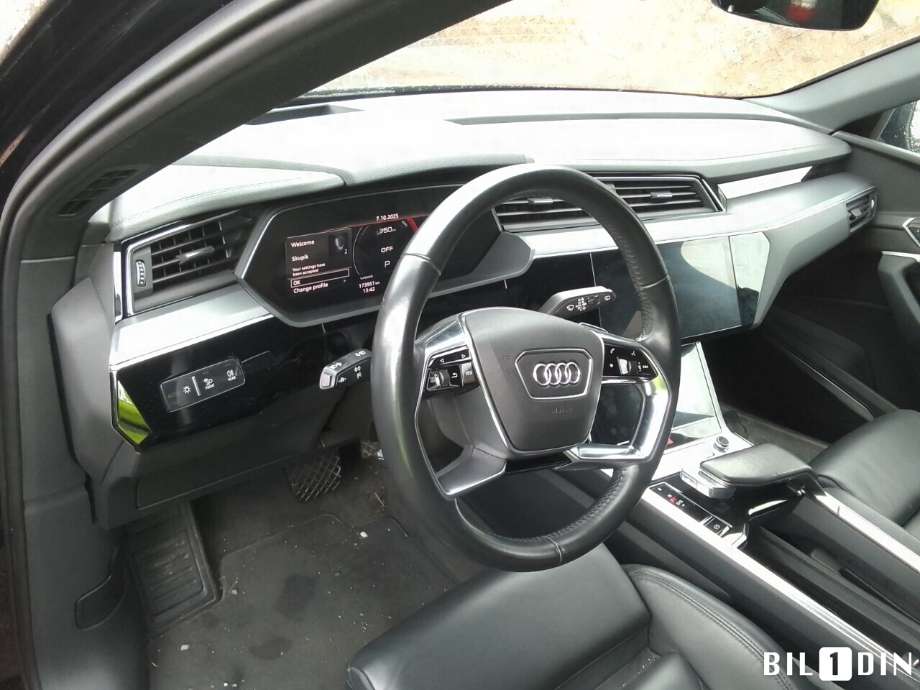 Audi e-tron 2018-->> , Motorkode: BM1J, Girkassekode: