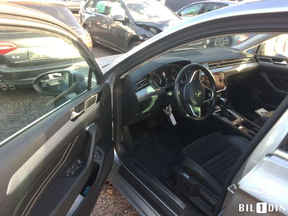 VW Passat 2015-2019 (Fase 1) (B8) (B8), Motorkode: DGEB, Girkassekode: