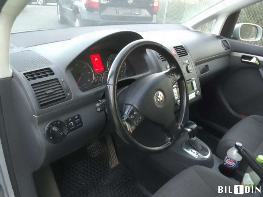 VW Touran 2003-2006 (Type I, Fase 1) , Motorkode: BLS, Girkassekode: 