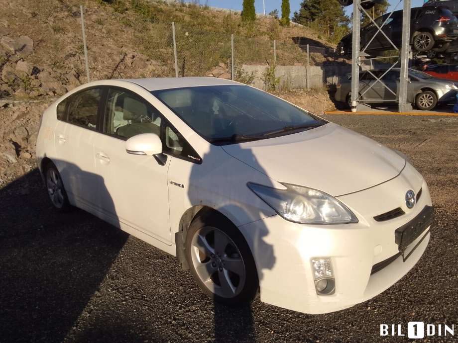 Toyota Prius 2009-2016 (Type III) (COMBI) (COMBI), Motorkode: 2ZR-FXE, Girkassekode: 