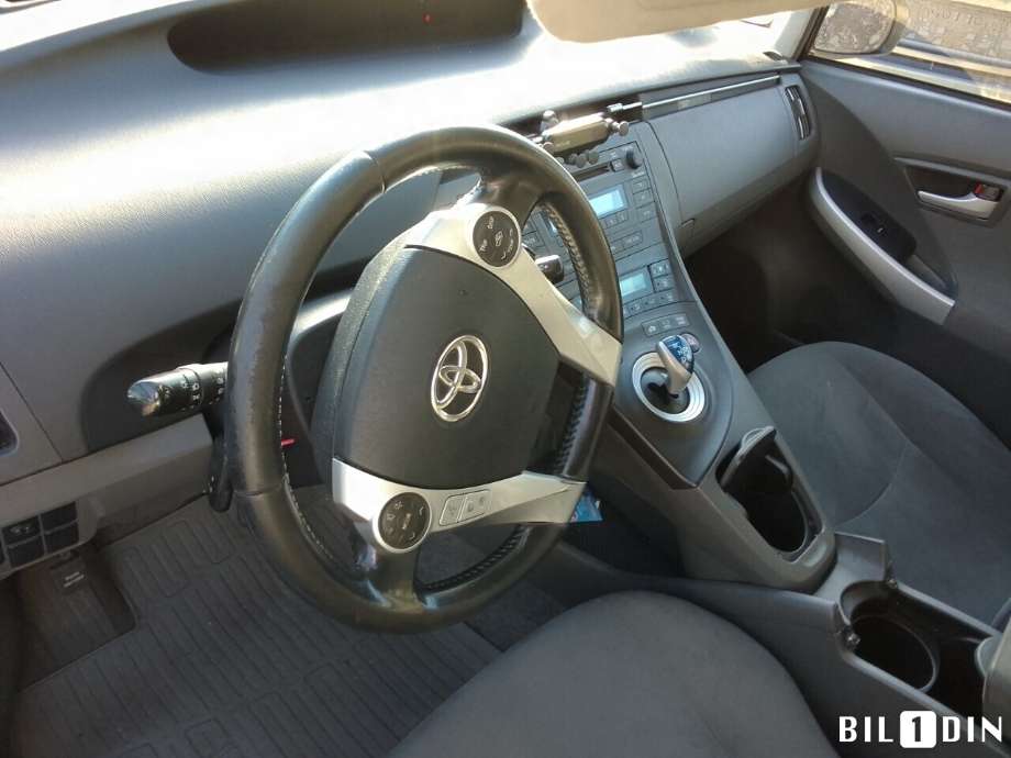 Toyota Prius 2009-2016 (Type III) (COMBI) (COMBI), Motorkode: 2ZR-FXE, Girkassekode: 