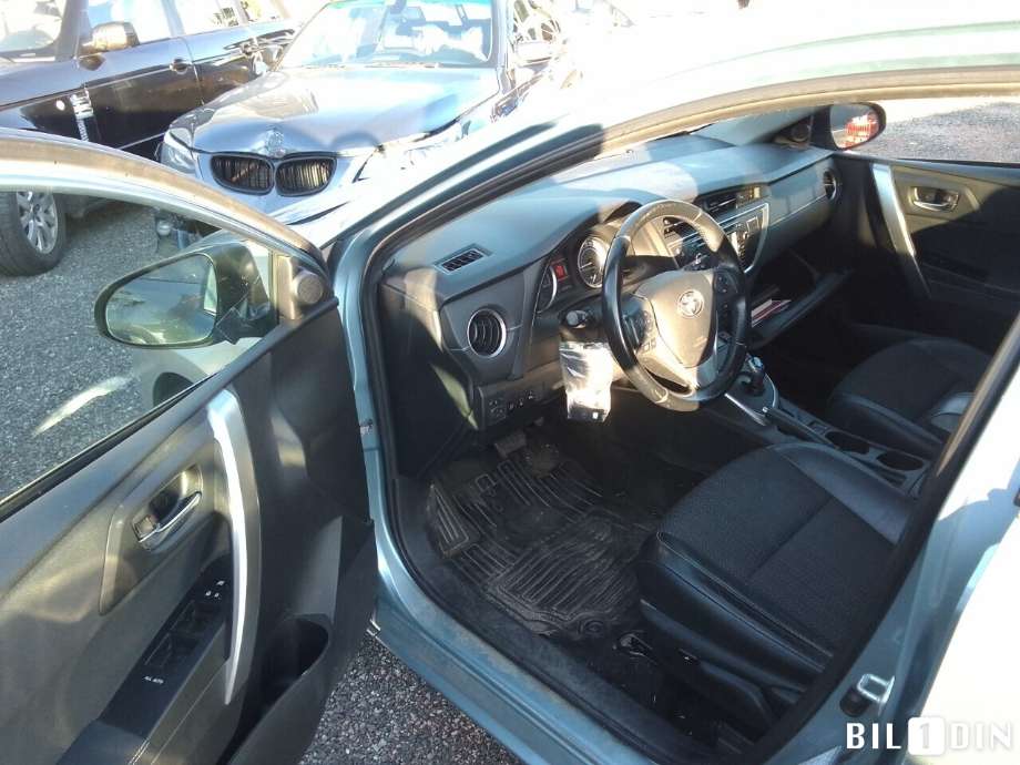 Toyota Auris 2013-2015 (Type II, Fase 1) , Motorkode: 2ZR-FXE, Girkassekode: 