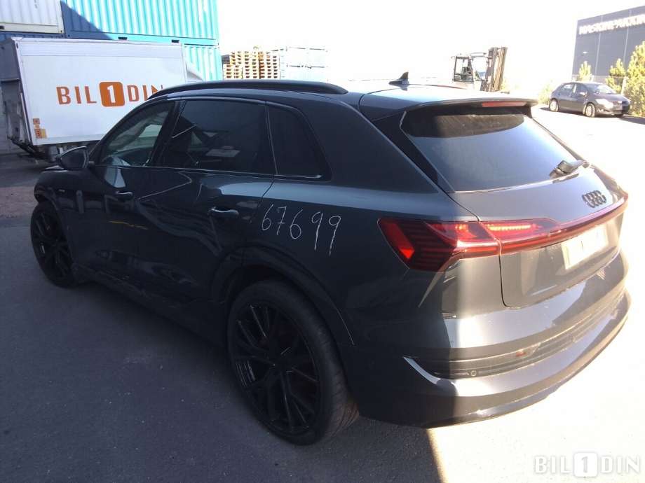 Audi e-tron 2018-->> , Motorkode: BM2R, Girkassekode: 