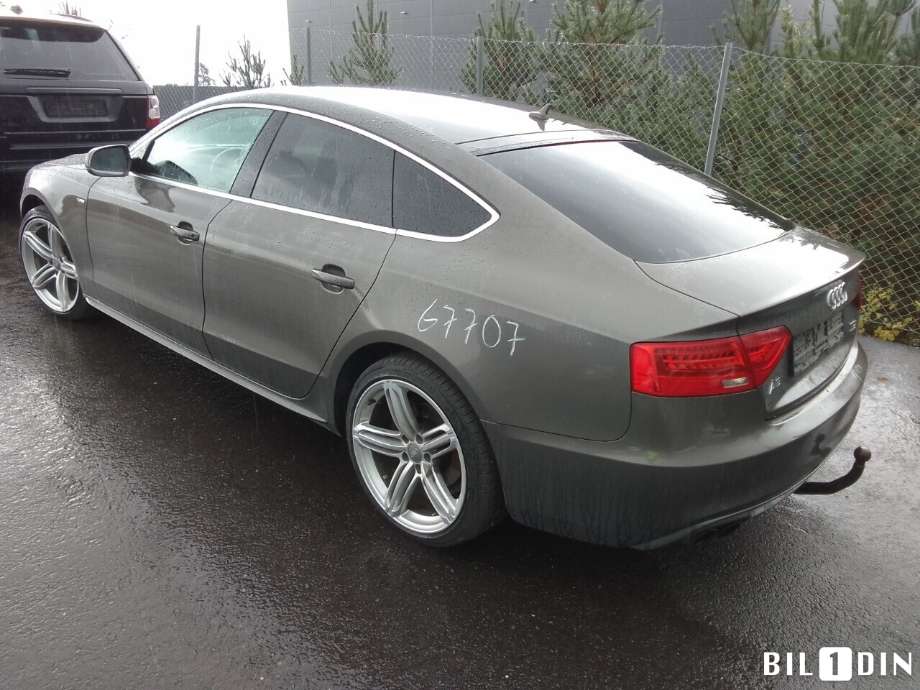 Audi A5 2007-2016 (Type I) , Motorkode: CGLC, Girkassekode: 