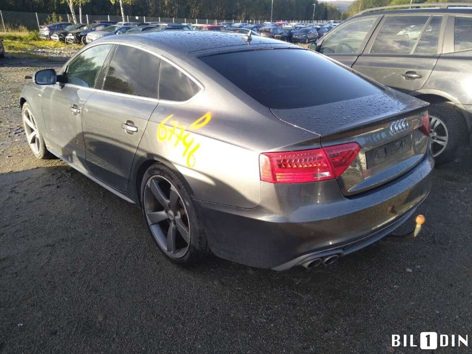 Audi A5 2007-2016 (Type I) , Motorkode: CGLC, Girkassekode: 