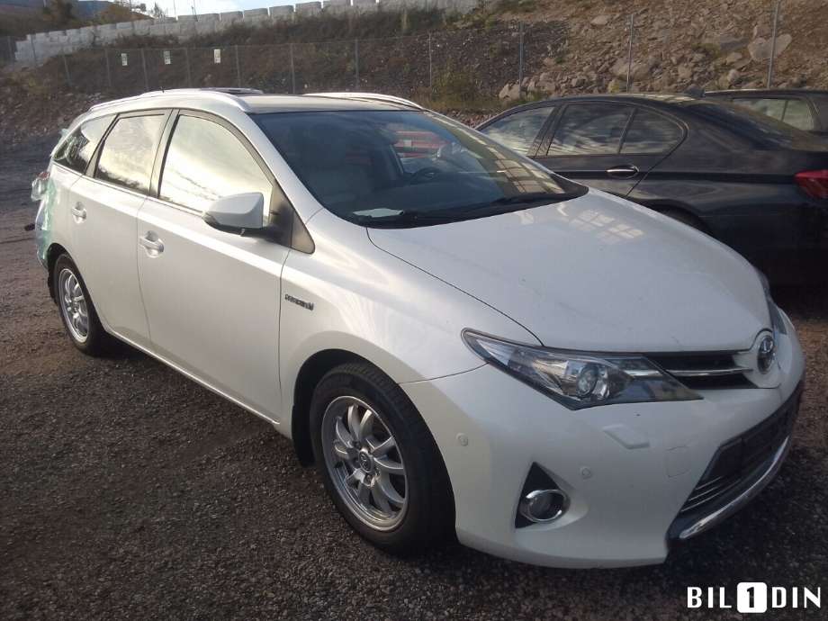 Toyota Auris 2013-2015 (Type II, Fase 1) , Motorkode: 2ZR-FXE, Girkassekode: 