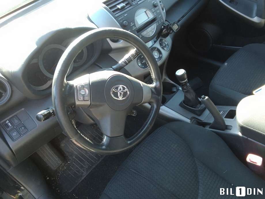 Toyota RAV4 2006-2009 (Type III, Fase 1) , Motorkode: 2AD-FTV, Girkassekode: 