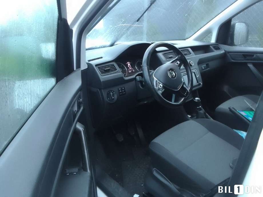 VW Caddy 2015-2020 (Type III, Fase 3) , Motorkode: DFSD, Girkassekode: