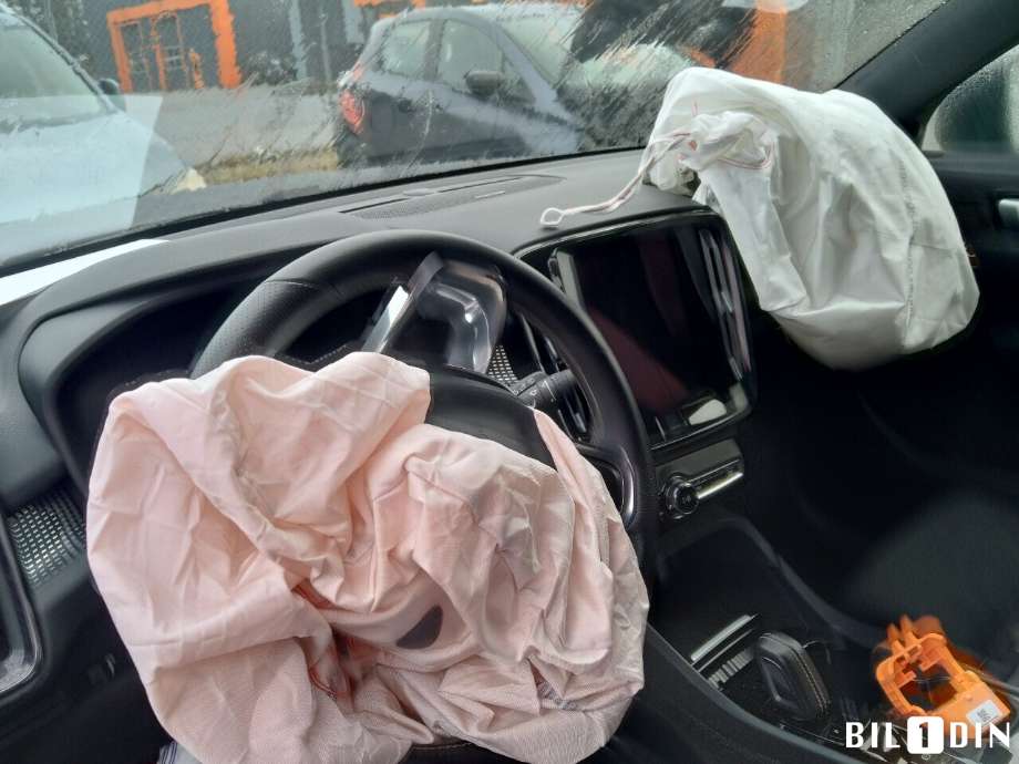 Volvo XC40 2018-2024 , Motorkode: B3154T5, Girkassekode: 