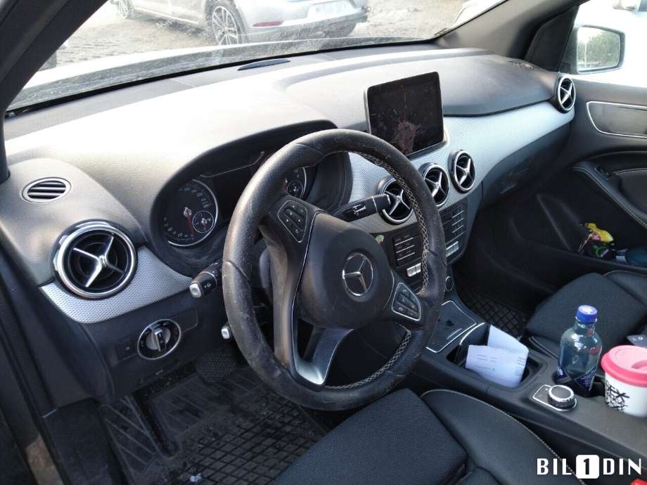 Mercedes B-Klasse 2011-2018 (W246) (W246), Motorkode: M270.920, Girkassekode: 