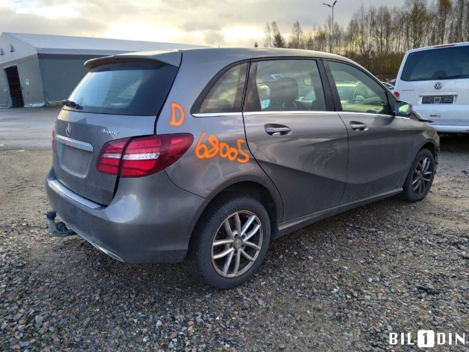 Mercedes B-Klasse 2011-2018 (W246) (W246), Motorkode: M270.920, Girkassekode: 