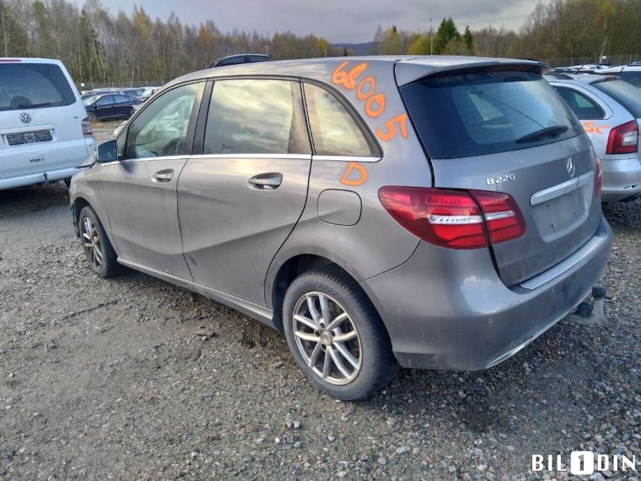 Mercedes B-Klasse 2011-2018 (W246) (W246), Motorkode: M270.920, Girkassekode: 