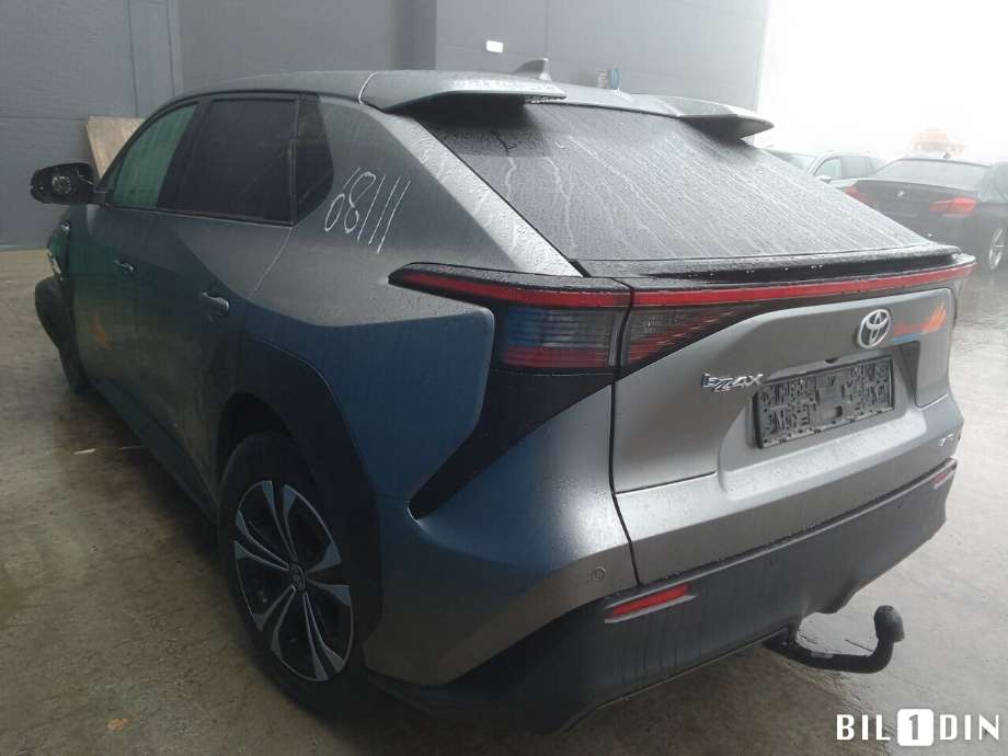 Toyota bZ4X 2022-->> , Motorkode: , Girkassekode: 