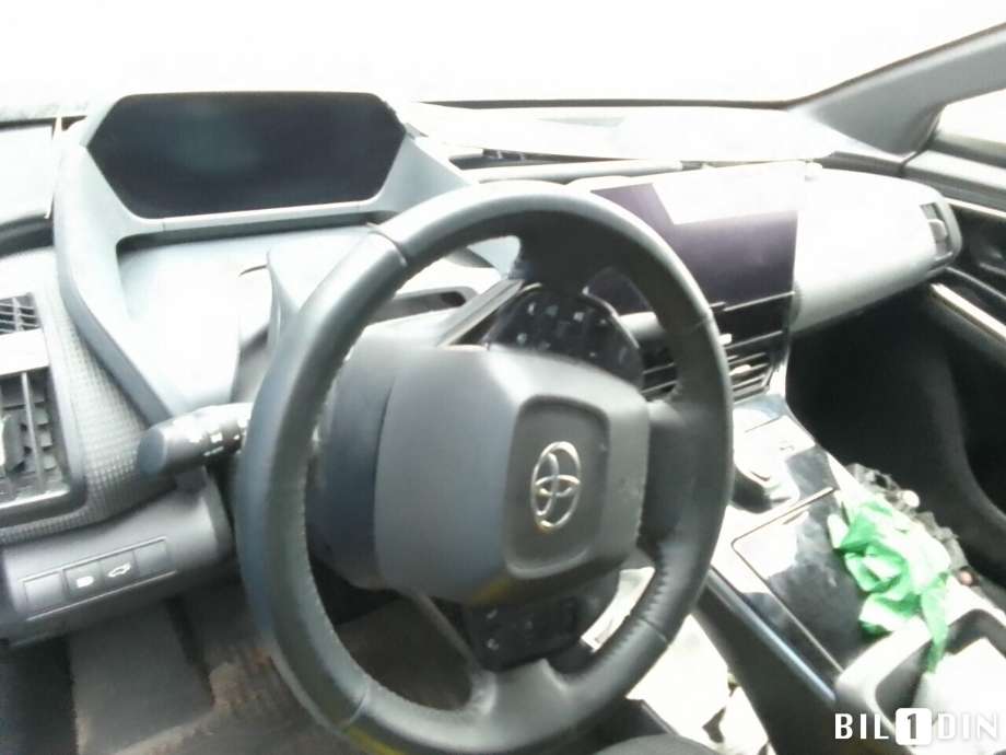 Toyota bZ4X 2022-->> , Motorkode: , Girkassekode: 