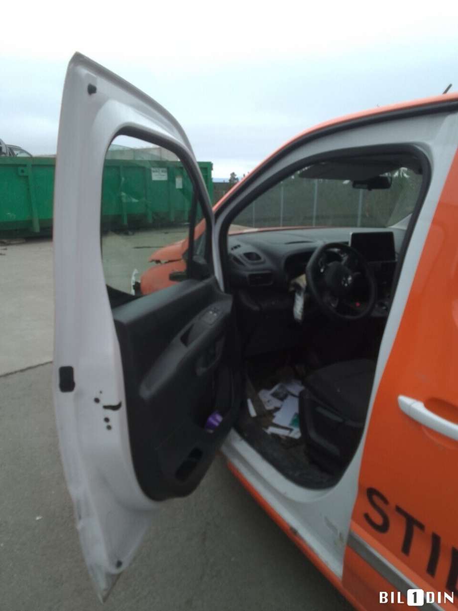 Toyota Proace City 2020-->> , Motorkode: ZKX, Girkassekode: 