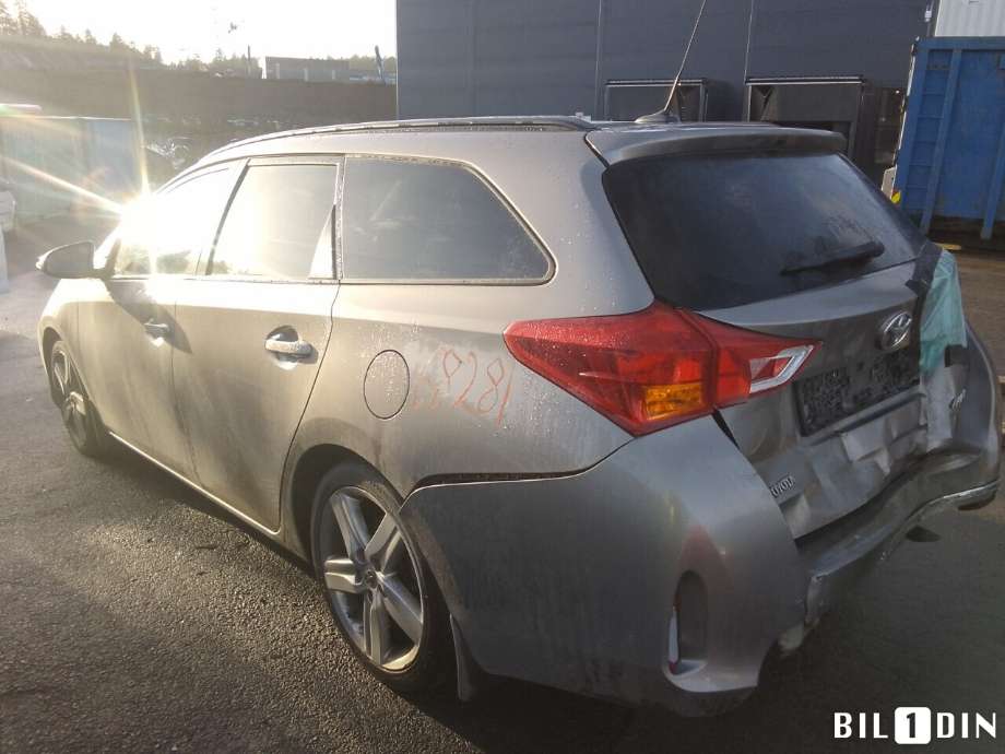 Toyota Auris 2013-2015 (Type II, Fase 1) , Motorkode: 1ND-TV, Girkassekode: 
