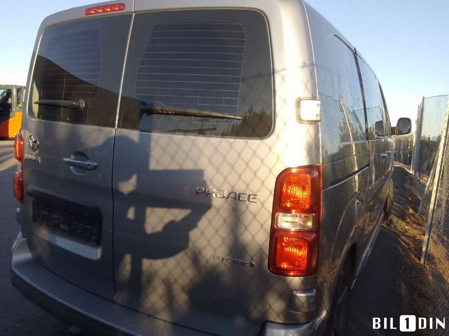 Toyota Proace 2016-->> (Type II) , Motorkode: ZKX, Girkassekode: