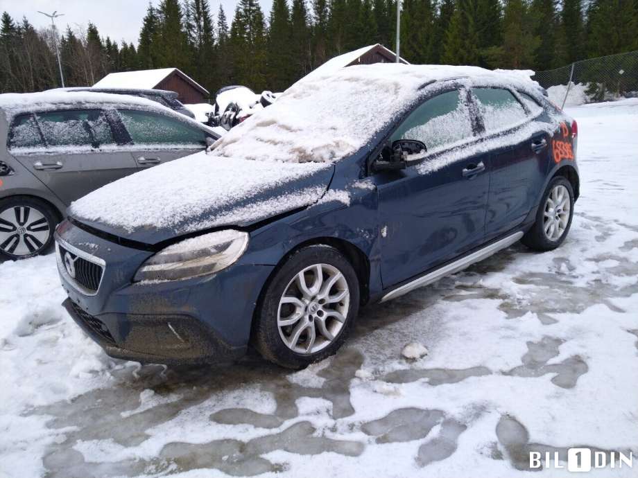 Volvo V40 2012-2019 , Motorkode: B4154T4, Girkassekode: