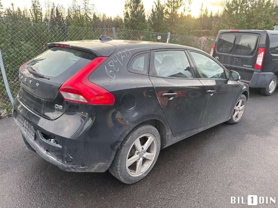 Volvo V40 2012-2019 , Motorkode: D4162T, Girkassekode: 