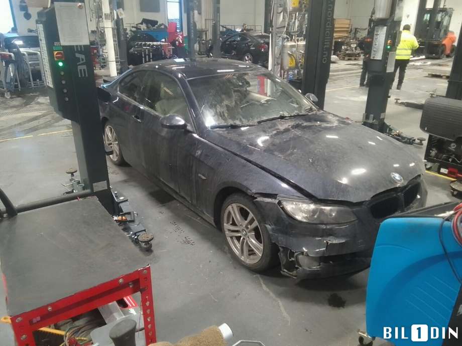 BMW 3-Serie 2005-2011 (E90/E91/E92/E93) (E90/E91/E92/E93), Motorkode: N43-B20A, Girkassekode: 