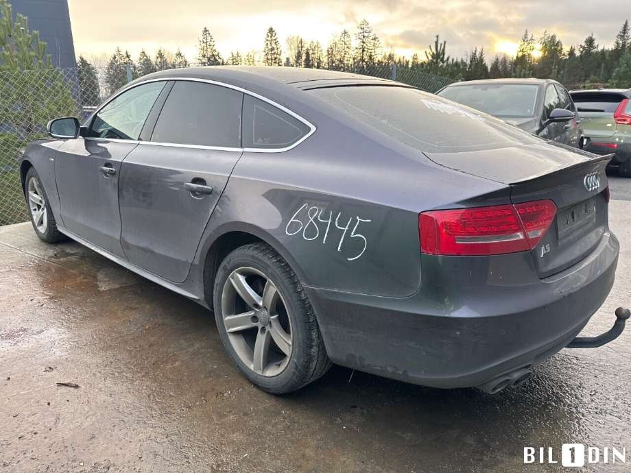 Audi A5 2007-2016 (Type I) , Motorkode: CAGA, Girkassekode: 