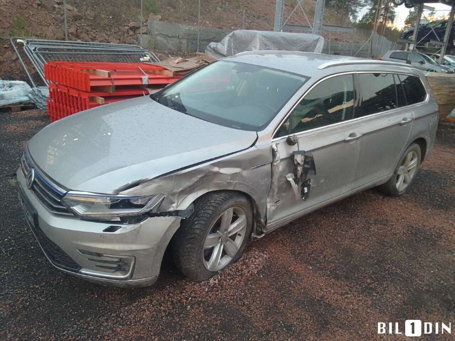 VW Passat 2015-2019 (Fase 1) (B8) (B8), Motorkode: CUKC, Girkassekode: 