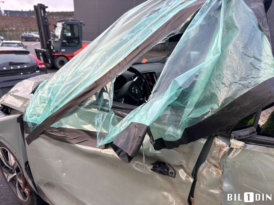 Volvo XC40 2018-2024 , Motorkode: E400V6, Girkassekode: 