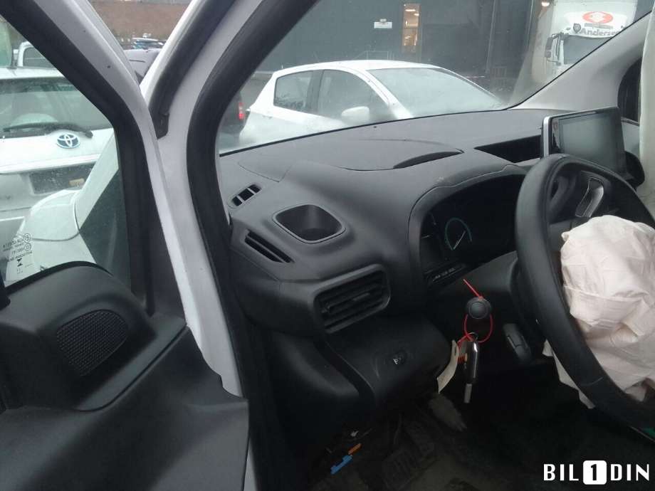 Toyota Proace City 2020-->> , Motorkode: ZKX, Girkassekode: 