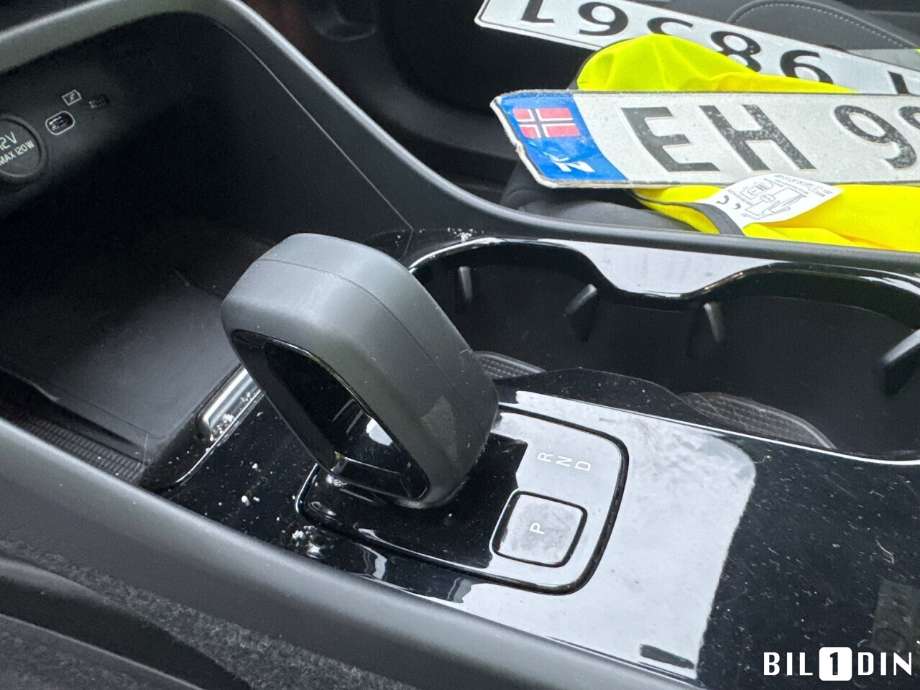 Volvo C40 Recharge 2021-2024 , Motorkode: E400V6, Girkassekode: 