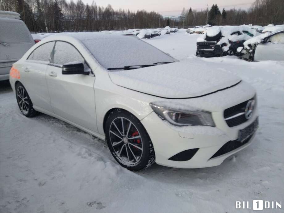 Mercedes CLA 2013-2019 (C117) (C117), Motorkode: M270.910, Girkassekode: