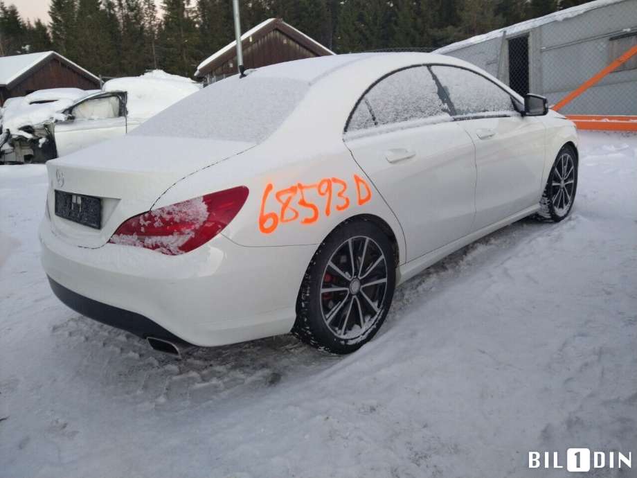 Mercedes CLA 2013-2019 (C117) (C117), Motorkode: M270.910, Girkassekode: