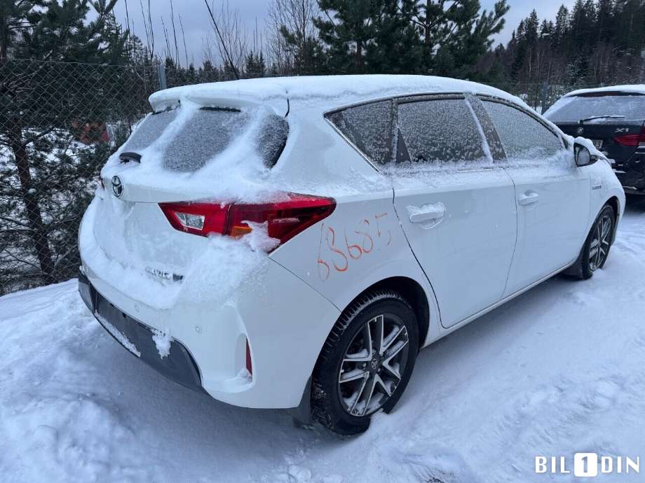 Toyota Auris 2013-2015 (Type II, Fase 1) , Motorkode: 2ZR-FXE, Girkassekode: