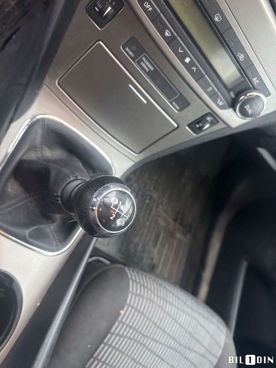 Toyota Avensis 2009-2015 (Type III, Fase 1) , Motorkode: 1AD-FTV, Girkassekode: