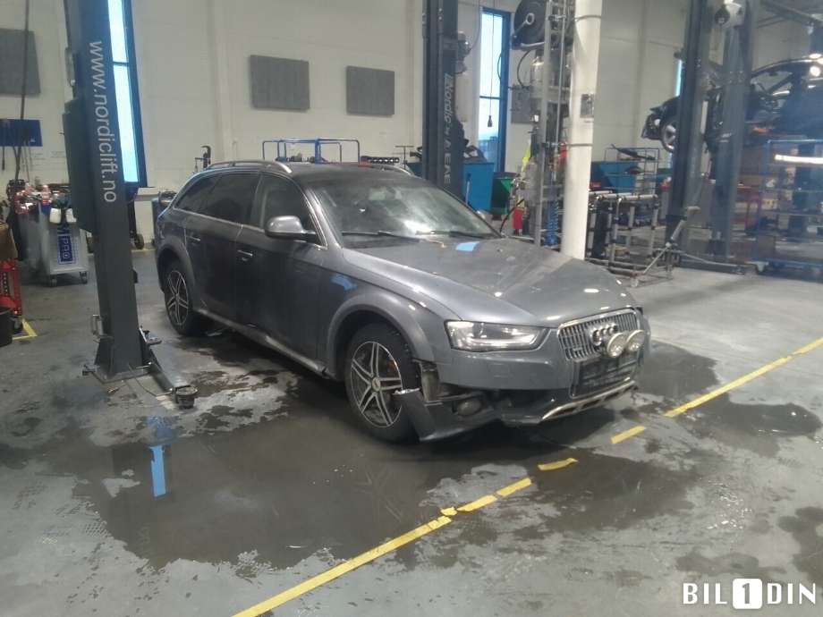 Audi A4, Allroad 2009-2016 (Type I) (B8) (B8), Motorkode: CJCA, Girkassekode:
