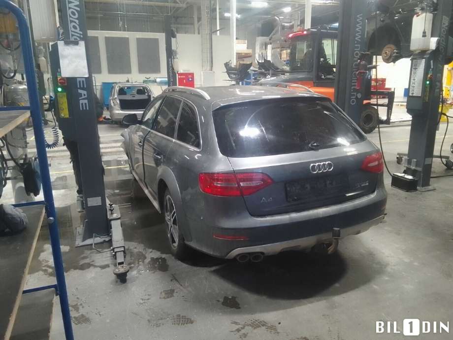 Audi A4, Allroad 2009-2016 (Type I) (B8) (B8), Motorkode: CJCA, Girkassekode: