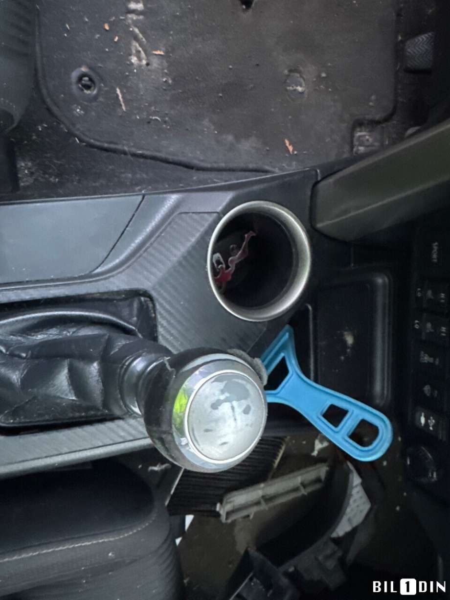 Toyota RAV4 2013-2015 (Type IV, Fase 1) , Motorkode: 1AD-FTV, Girkassekode: