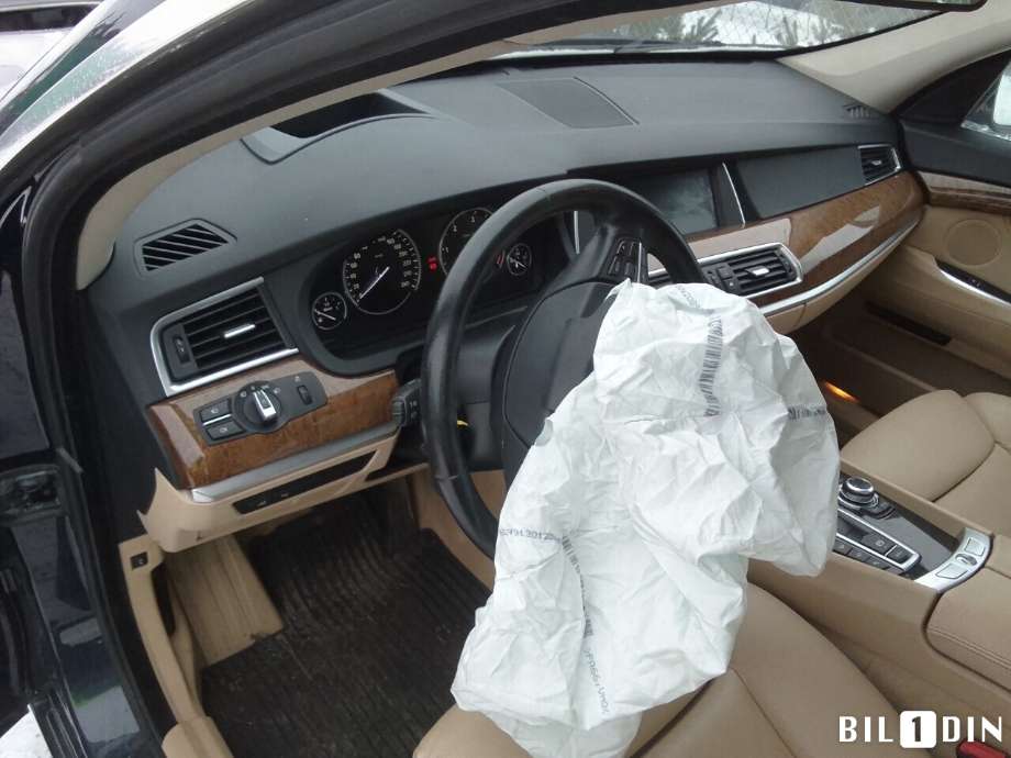 BMW 5-Serie 2010-2017 (F10/F11) (F10/F11), Motorkode: N57-D30A, Girkassekode: 