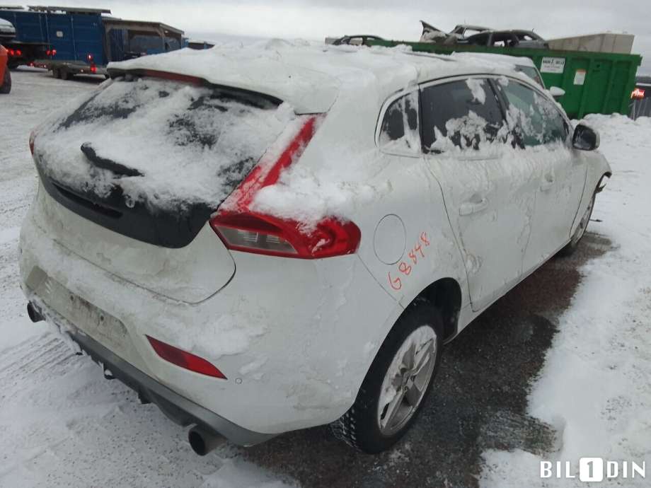 Volvo V40 2012-2019 , Motorkode: B4154T5, Girkassekode: 