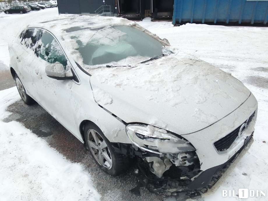 Volvo V40 2012-2019 , Motorkode: B4154T5, Girkassekode: 
