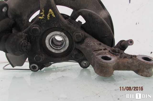 Hjulspindel venstre foran til Toyota RAV4 2009-2013 (Type III, Fase 2)  (TOYOTA|)
