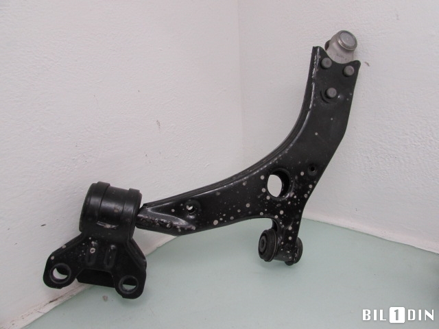 Bærebru høyre foran nedre til Ford Focus 2011-2014 (Type III, Fase 1) (FORD FOCUS SPORT 1,0 STV|BV613A423AAC|BV613A423AAB|BV613C339AAA)