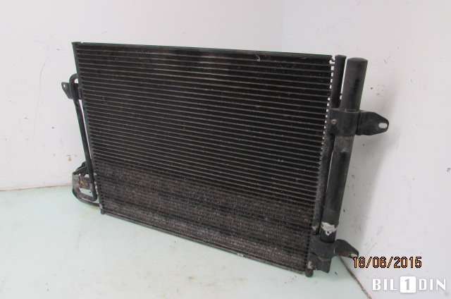 Aircondition radiator til VW Touran 2003-2006 (Type I, Fase 1)  (VOLKSWAGEN|1T0820411B|)
