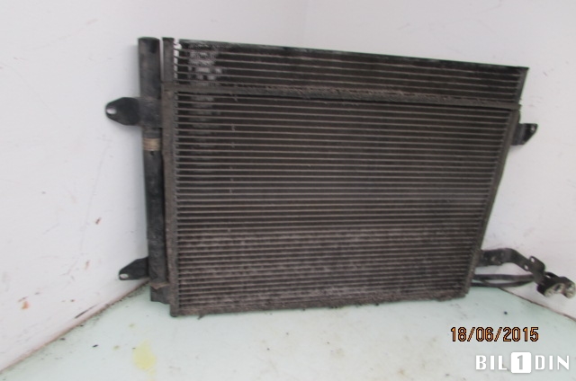 Aircondition radiator til VW Touran 2003-2006 (Type I, Fase 1)  (VOLKSWAGEN|1T0820411B|)
