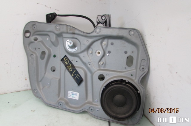 Ruteheis til VW Caddy 2004-2010 (Type III, Fase 1) (VOLKSWAGEN|2K1837751BQ|)