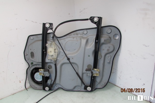 Ruteheis til VW Caddy 2004-2010 (Type III, Fase 1) (VOLKSWAGEN|2K1837751BQ|)